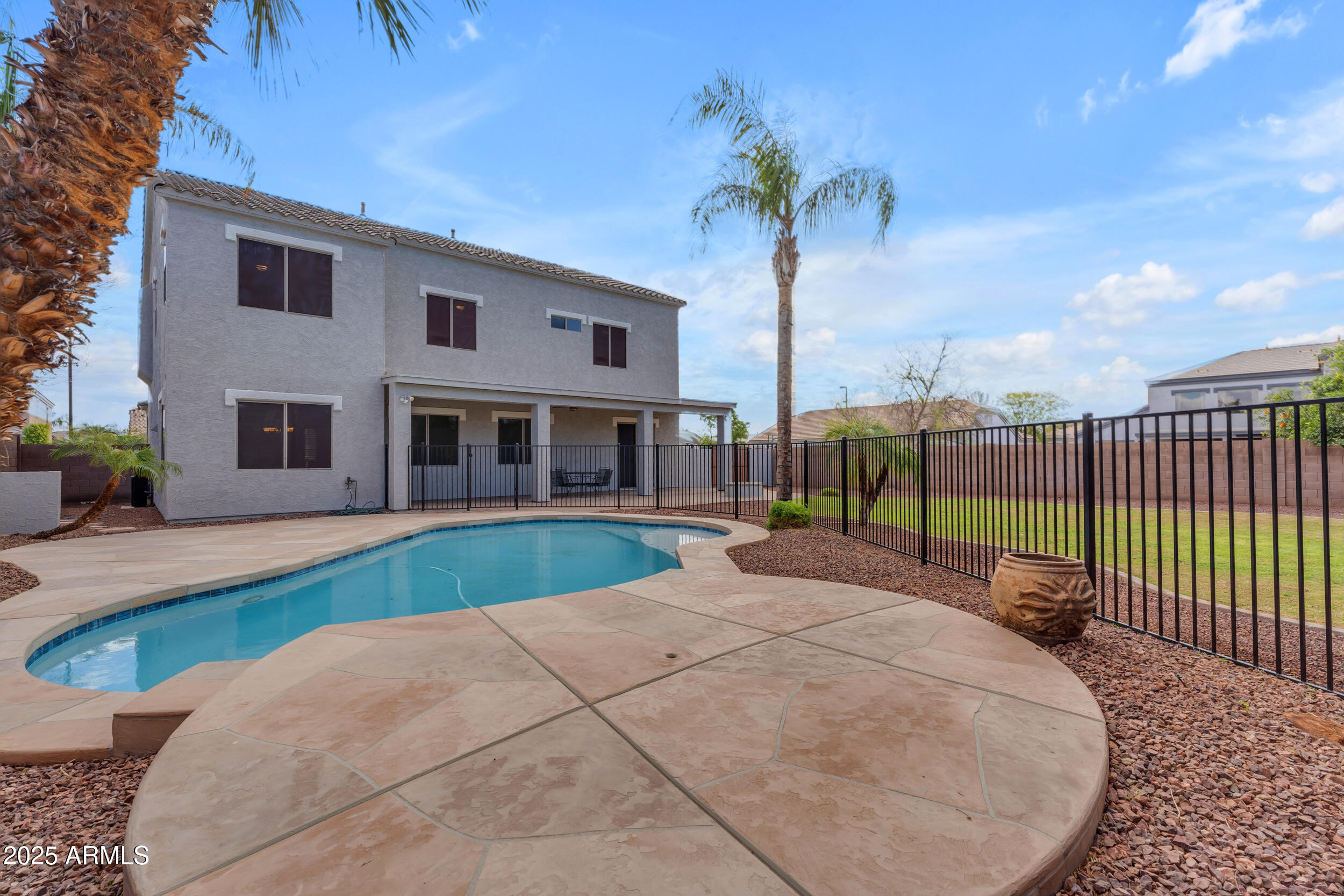 2688 South Racine Court Gilbert, AZ 85295 - Photo 70 of 73 68__a733747