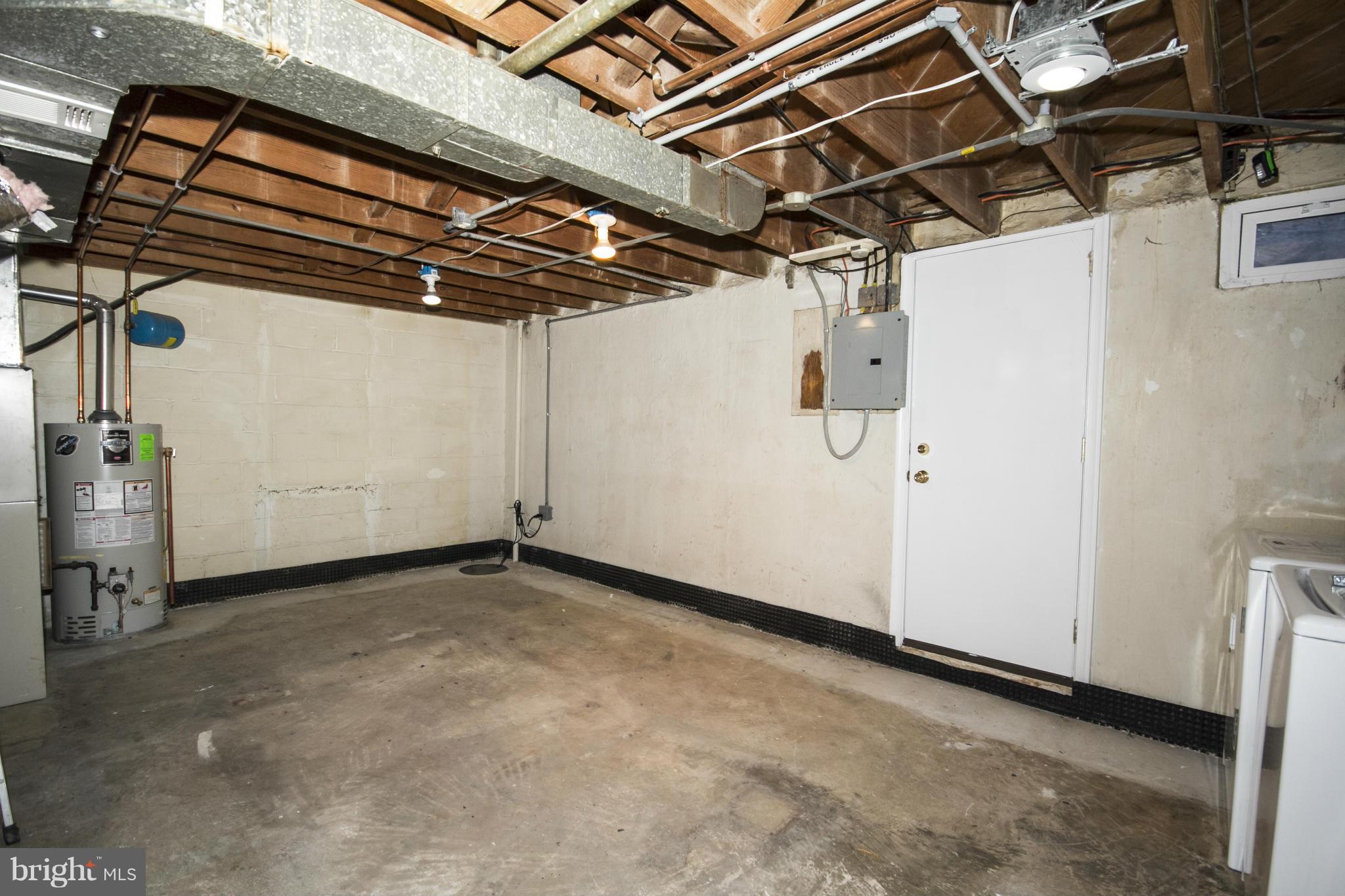920 Reverdy Road Baltimore, MD 21212 - Photo 17 of 27 Basement