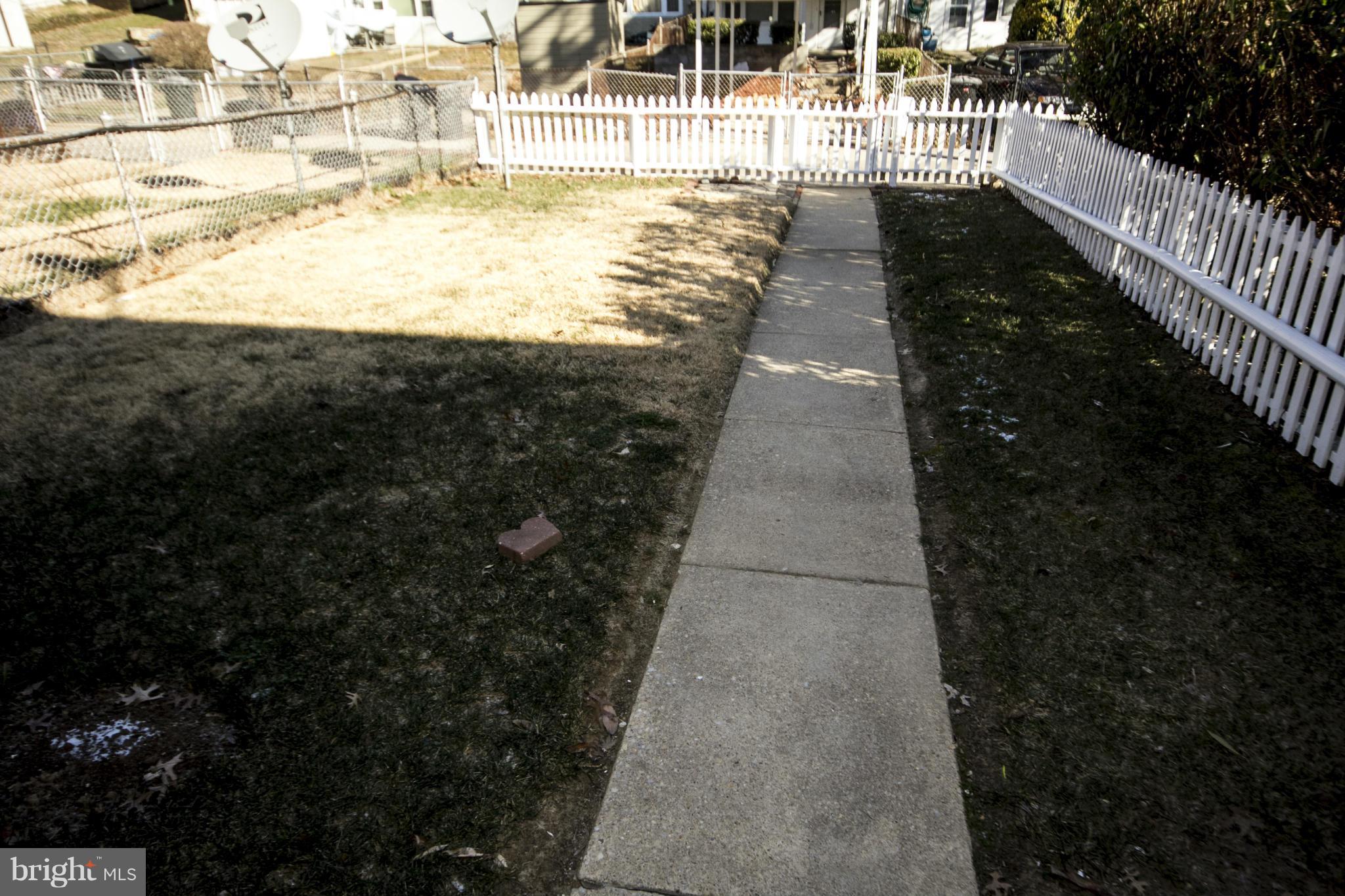 920 Reverdy Road Baltimore, MD 21212 - Photo 4 of 27 Exterior (Rear)