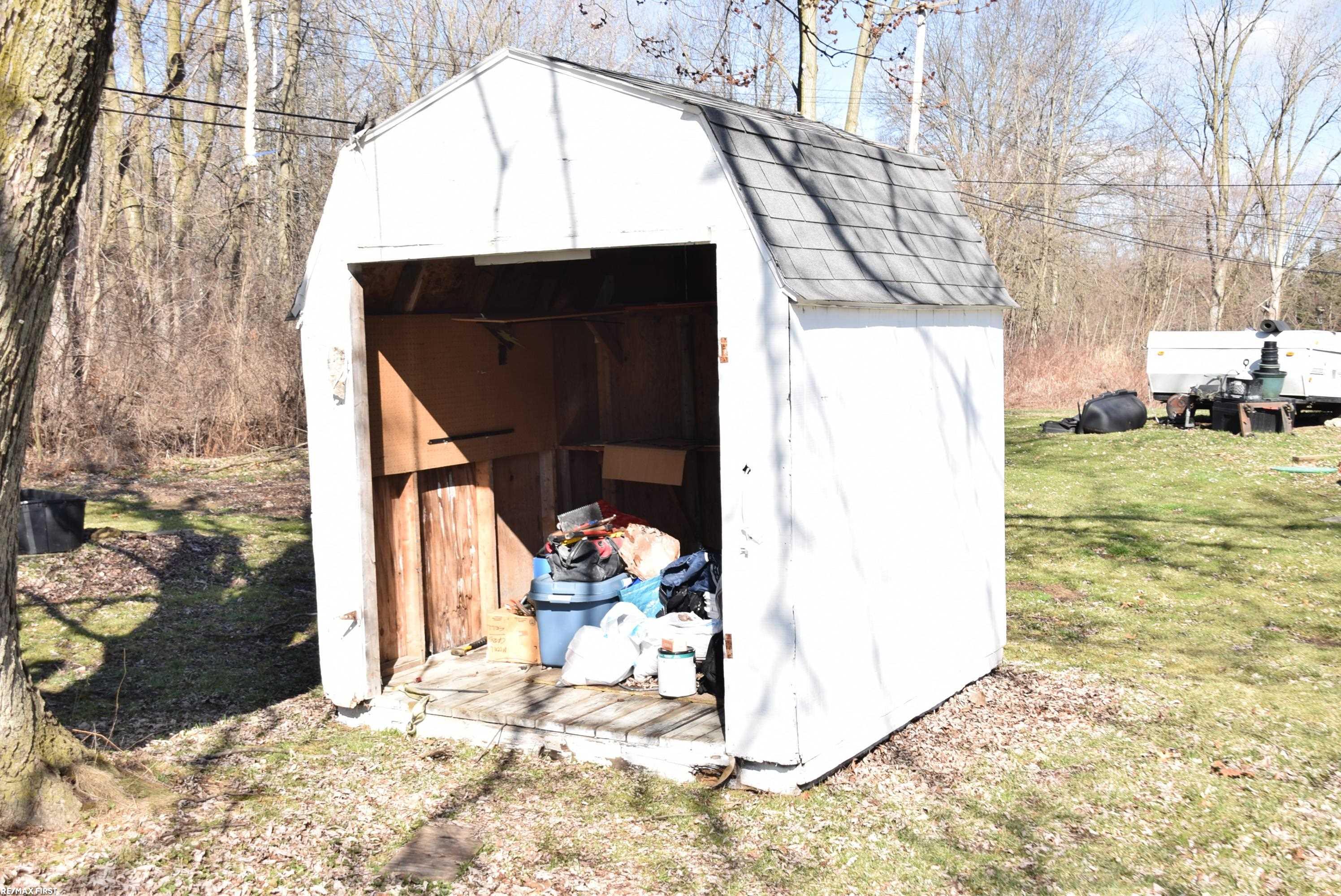 20150 Sherwood Road Belleville, MI 48111 - Photo 7 of 22