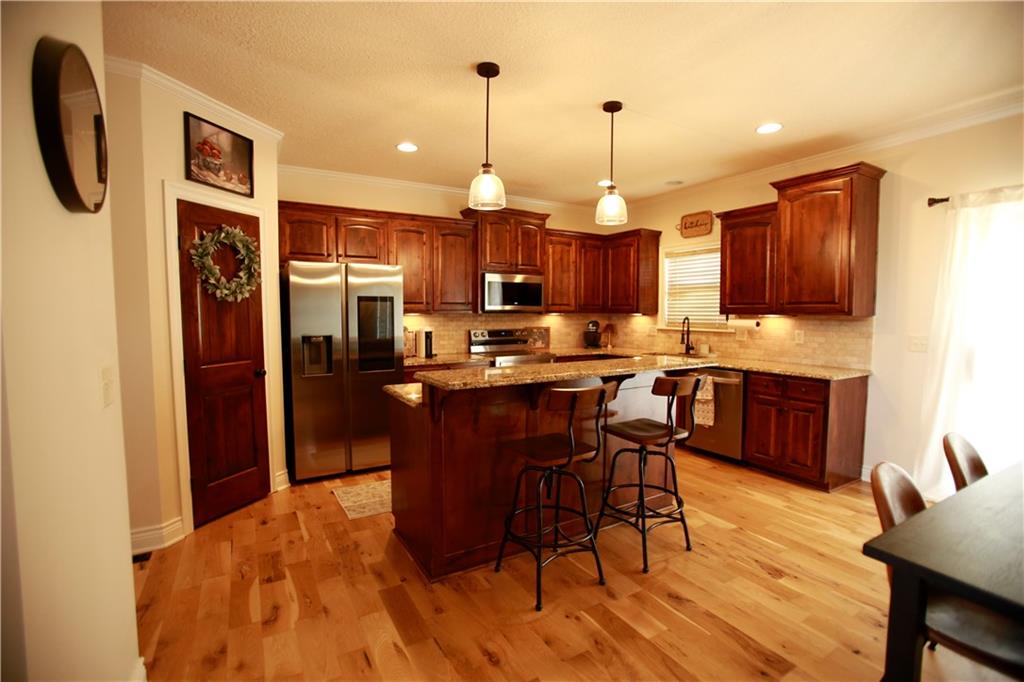 1304 Aberdeen Circle Raymore, MO 64083 - Photo 4 of 36
