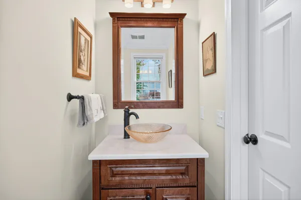 $1,999,900 | 4 Surrey Lane, South Dennis, MA 02660