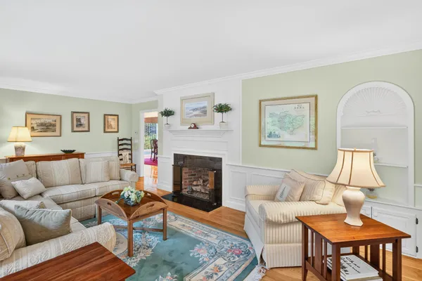 $1,999,900 | 4 Surrey Lane, South Dennis, MA 02660