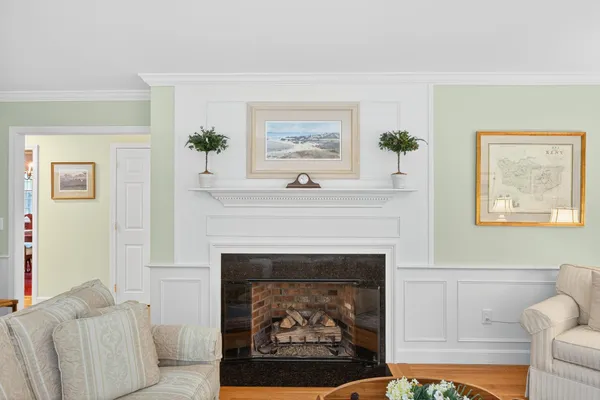 $1,999,900 | 4 Surrey Lane, South Dennis, MA 02660