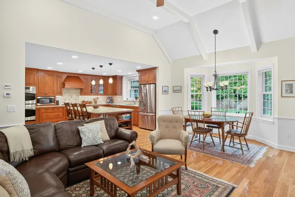 $1,999,900 | 4 Surrey Lane, South Dennis, MA 02660