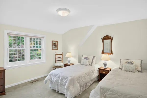 $1,999,900 | 4 Surrey Lane, South Dennis, MA 02660
