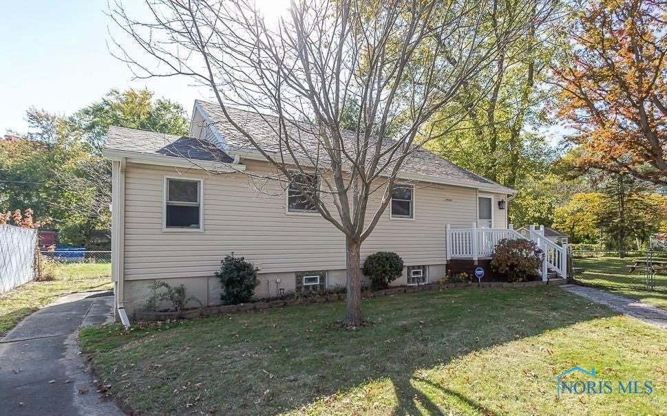 5239 Rowland Road Toledo, OH 43613 - Photo 3 of 38 Gallery Image 3