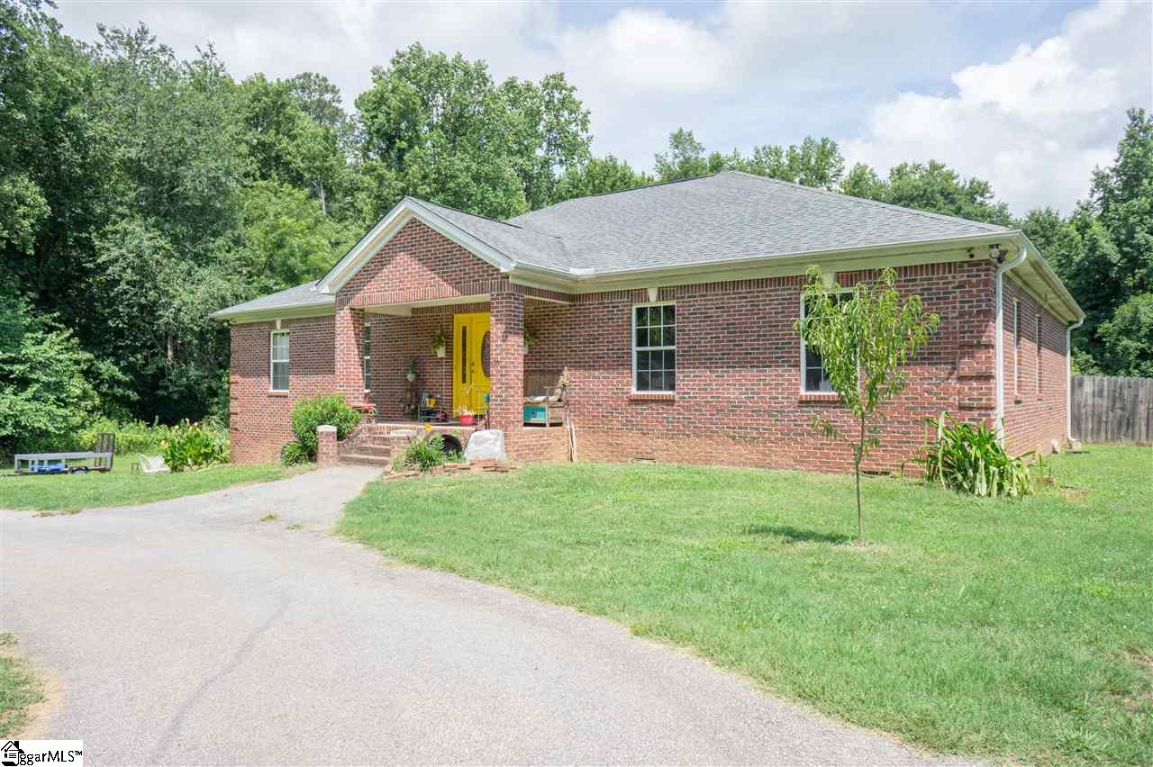 190 Richey Road Belton, SC 29627 - Photo 1 of 33