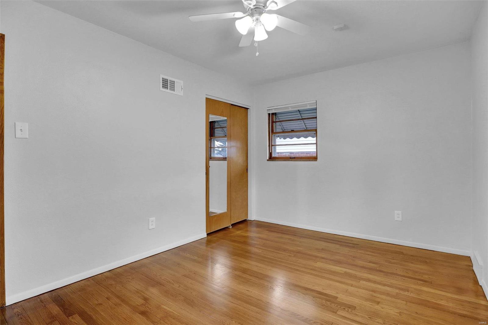 5001 Rockingham Drive St. Louis, MO 63121 - Photo 9 of 24 Gallery Image 9