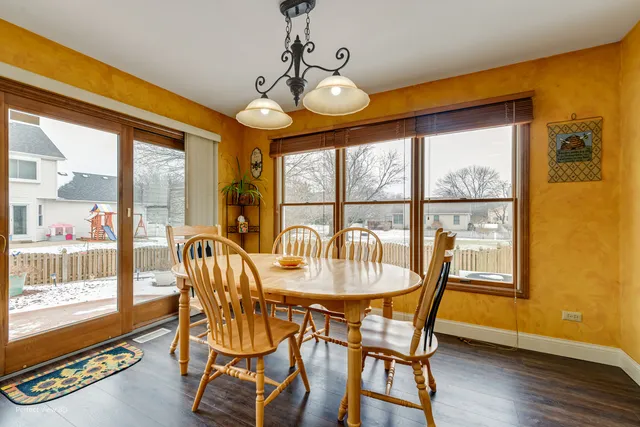 $465,000 | 1910 Hampton Court, Plainfield, IL 60586