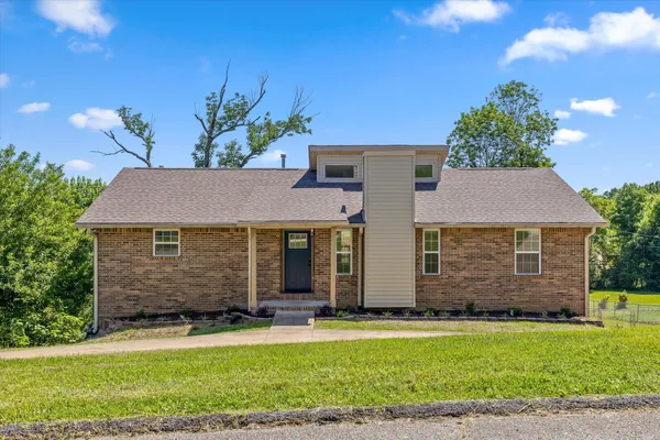 $408,900 | 7916 Holly Hills Drive, Chattanooga, TN 37421