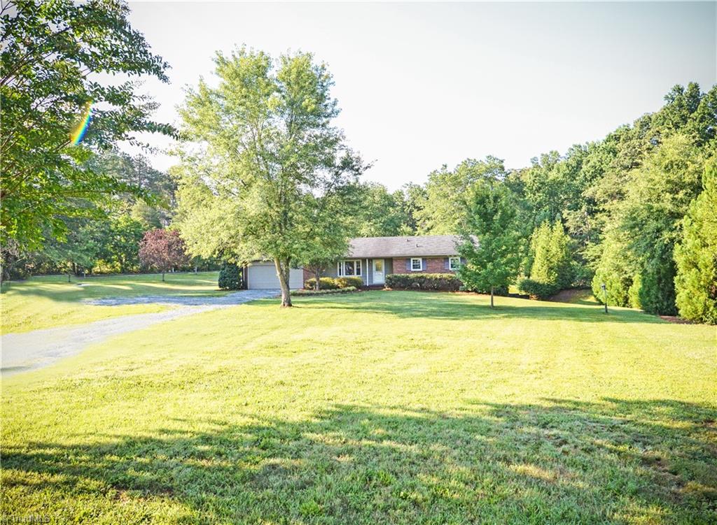 4525 River Ridge Road Pfafftown, NC 27040 - Photo 1 of 50 Gallery Image 1