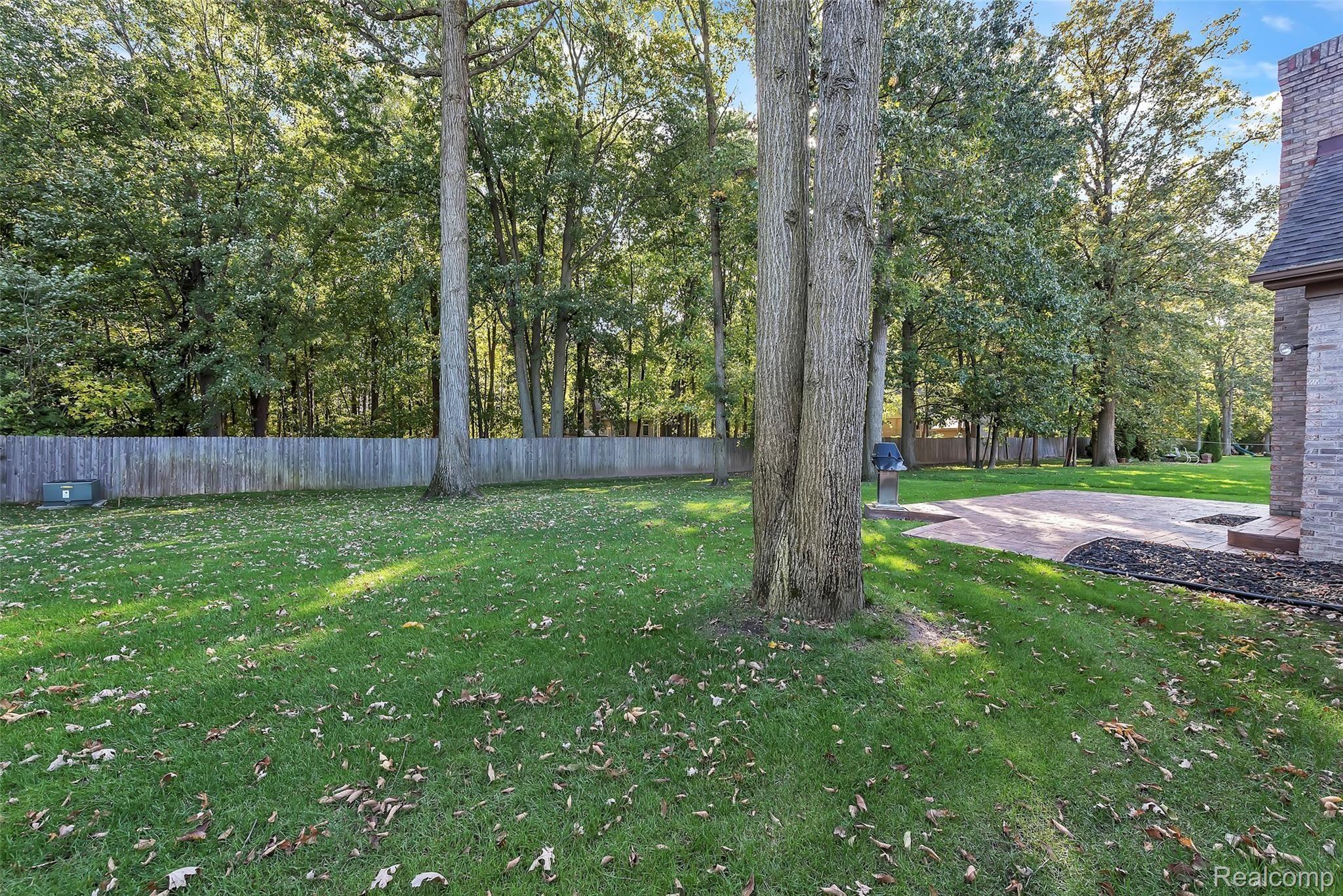 44767 Glengarry Road Canton, MI 48188 - Photo 29 of 34 29.jpg
