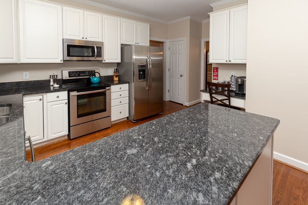 5909 North Hawthorne Way Raleigh, NC 27613 - Photo 6 of 25 Photo 6