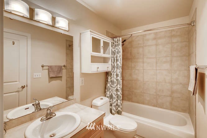 3906 243rd Place Southeast, Unit P 203 Bothell, WA 98021 - Photo 10 of 11 Gallery Image 10