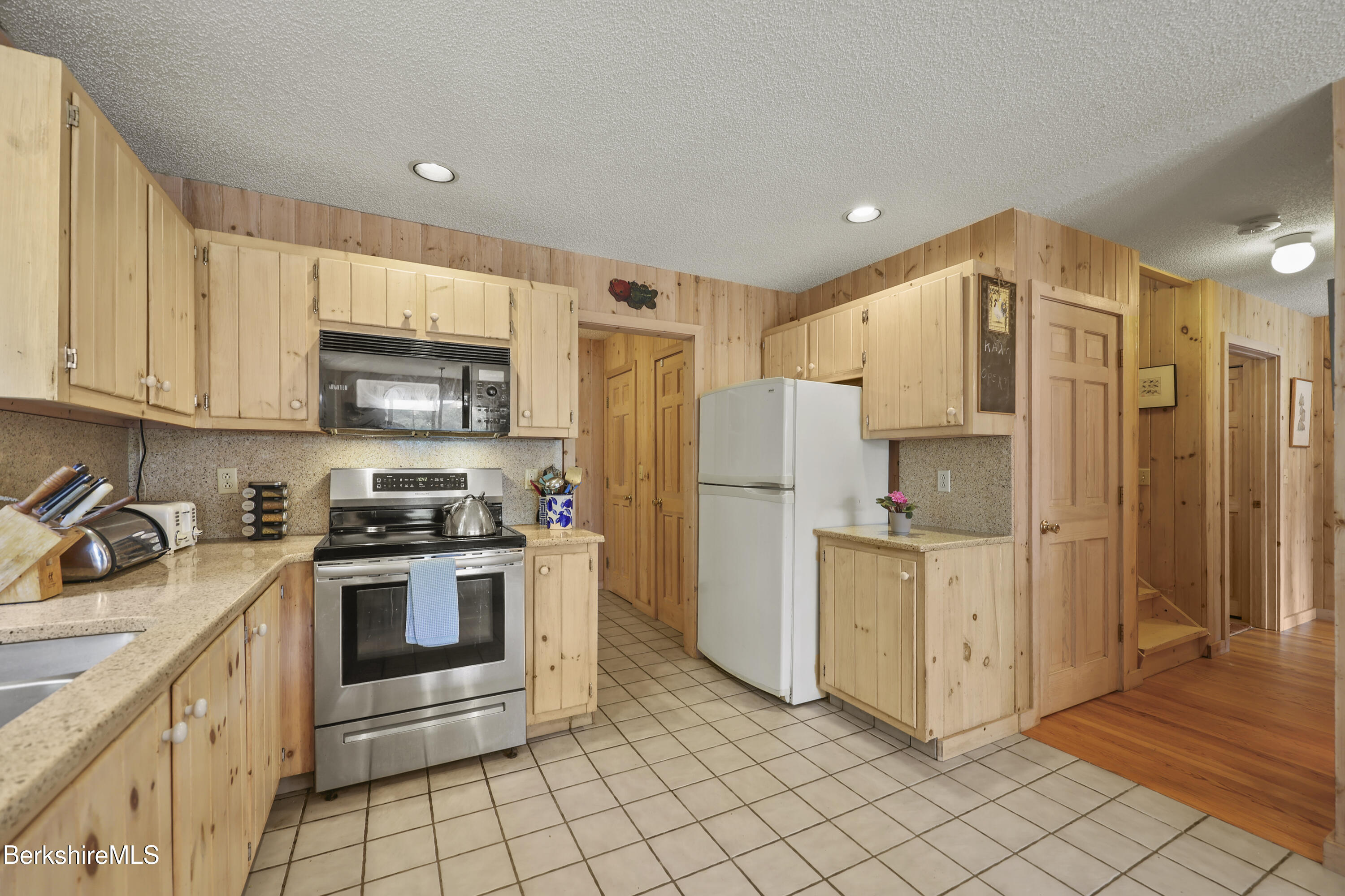 91 William Holmes Road Becket, MA 01223 - Photo 31 of 67 130 Kitchen