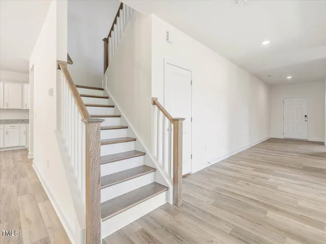 a sign broad on the side of a building