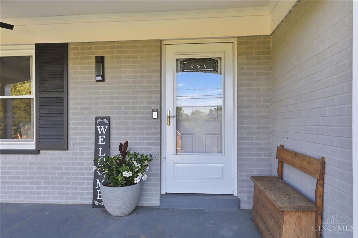 7540 Lawyer Road Cincinnati, OH 45244 - Photo 9 of 58