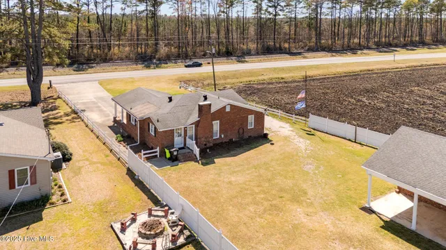 $279,000 | 437 East Kornegay Street, Dover, NC 28526