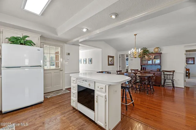 $279,000 | 437 East Kornegay Street, Dover, NC 28526