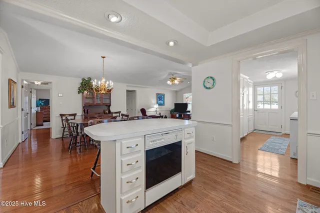 $279,000 | 437 East Kornegay Street, Dover, NC 28526