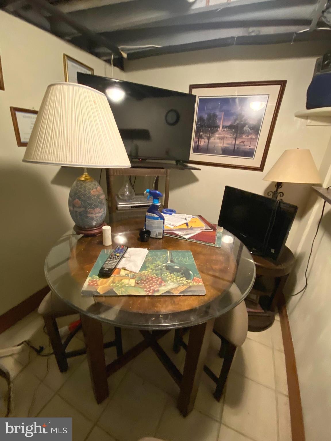 405 South Wickham Road Baltimore, MD 21229 - Photo 27 of 34