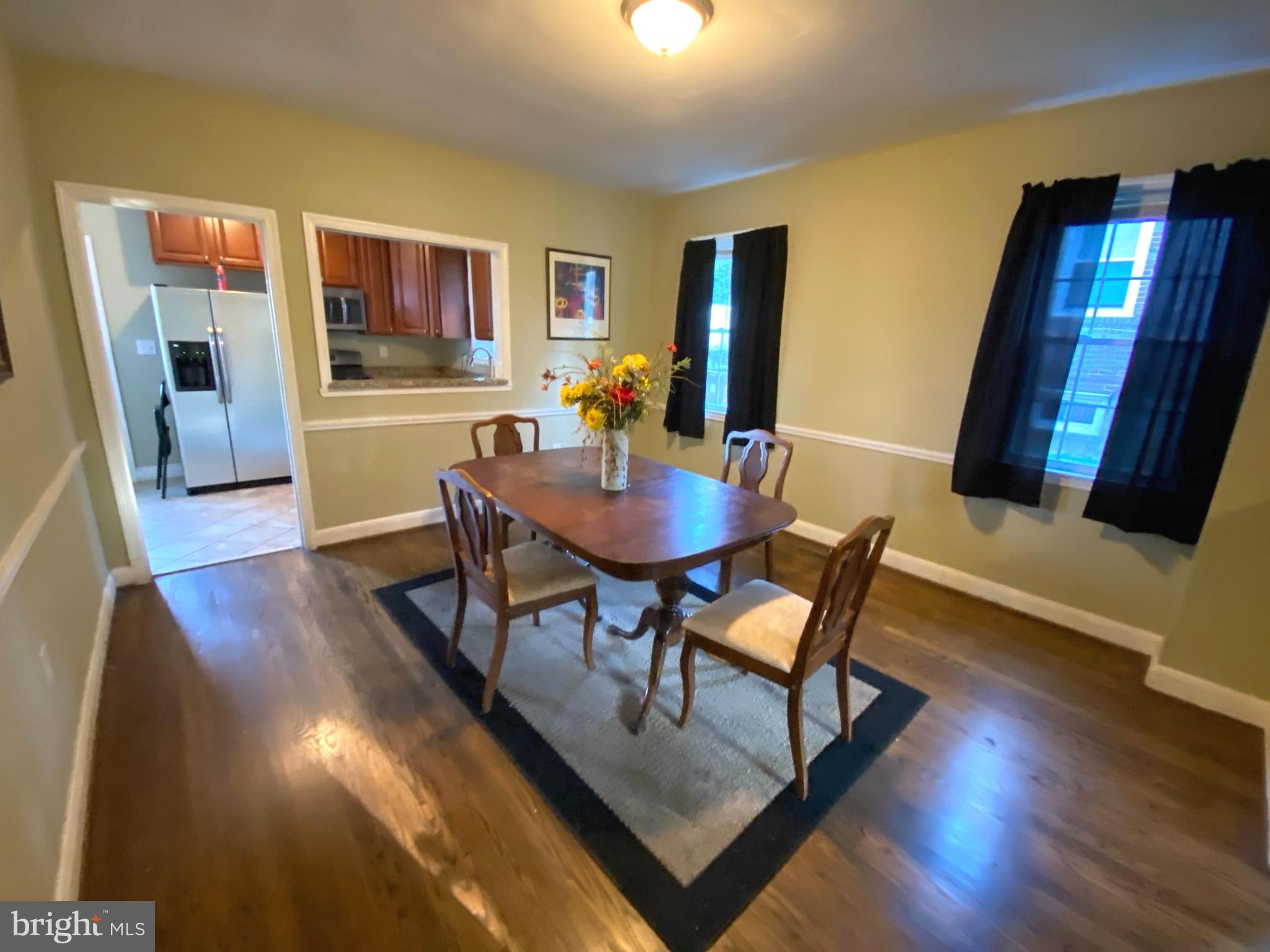 405 South Wickham Road Baltimore, MD 21229 - Photo 5 of 34