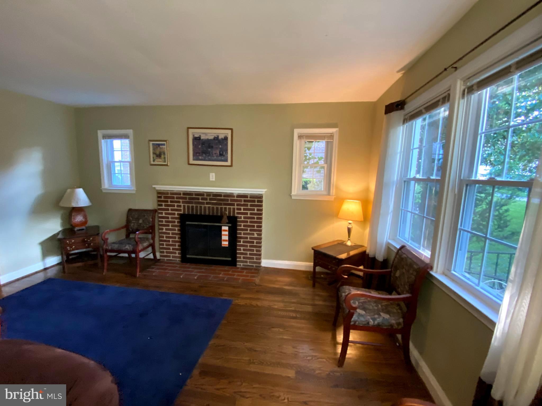 405 South Wickham Road Baltimore, MD 21229 - Photo 7 of 34