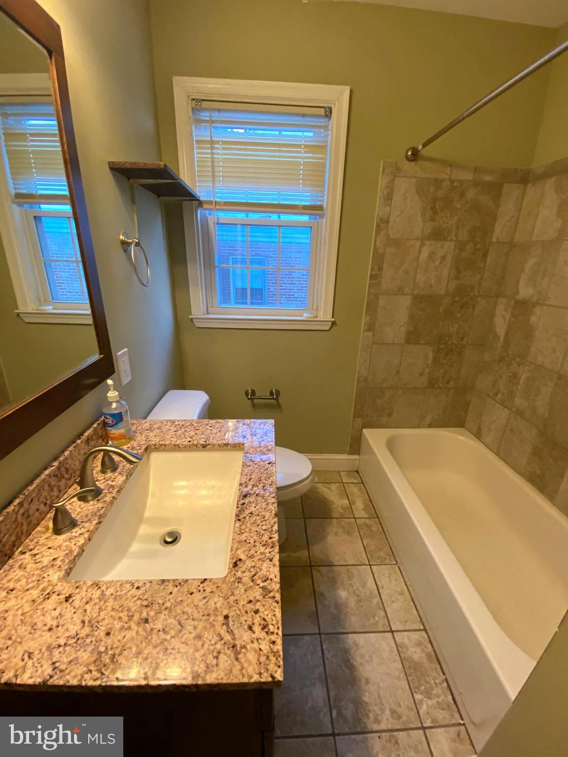 405 South Wickham Road Baltimore, MD 21229 - Photo 10 of 34