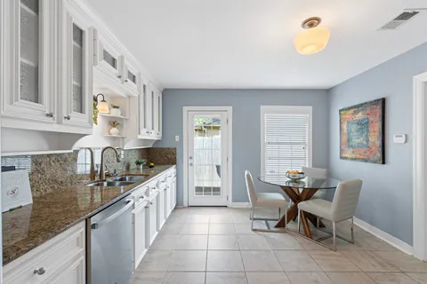 $550,000 | 1102 Winston Street, Houston, TX 77009