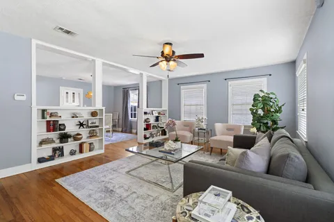 $550,000 | 1102 Winston Street, Houston, TX 77009