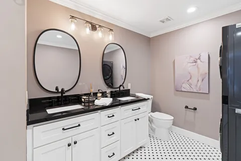 $550,000 | 1102 Winston Street, Houston, TX 77009