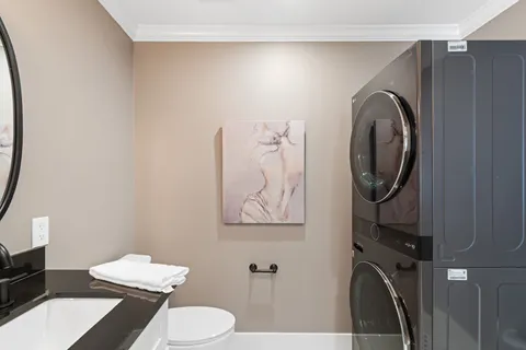 $550,000 | 1102 Winston Street, Houston, TX 77009