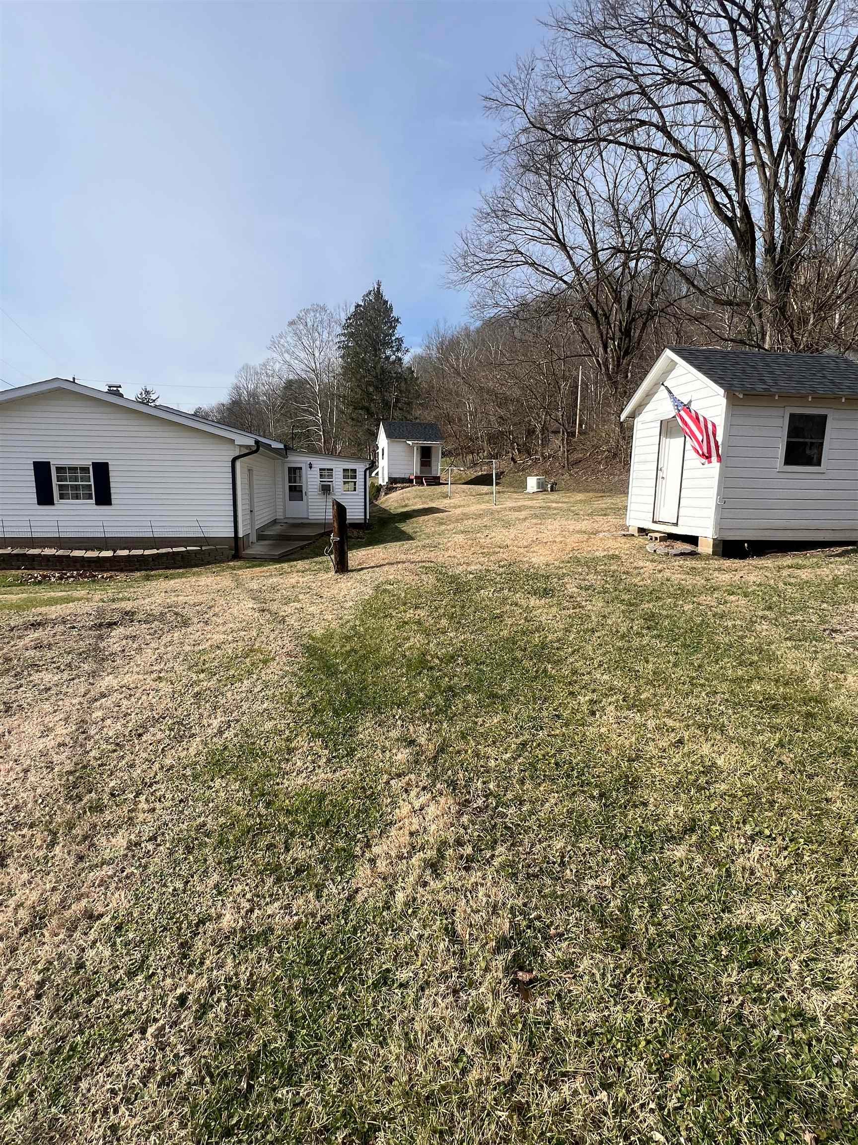 5318 Mays Branch Road Lavalette, WV 25535 - Photo 28 of 32 Gallery Image 28
