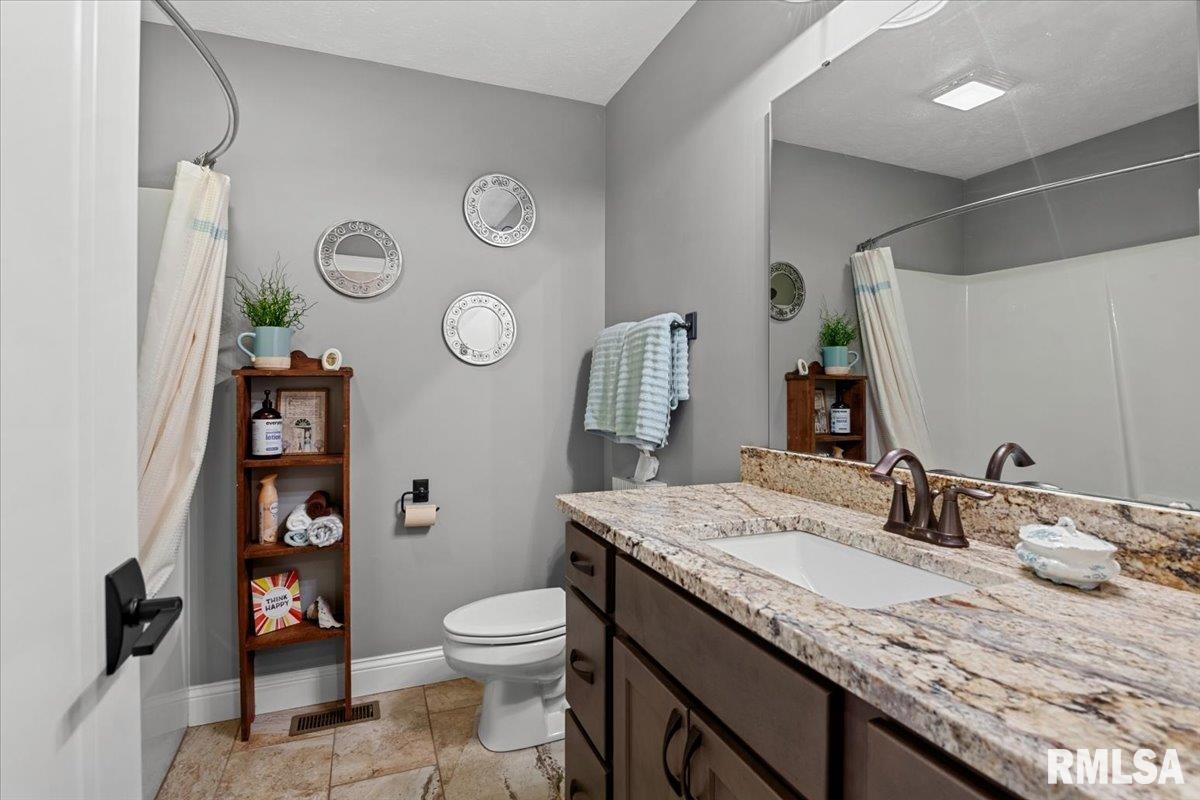 4820 Chestnut Drive Springfield, IL 62711 - Photo 29 of 42 Gallery Image 29