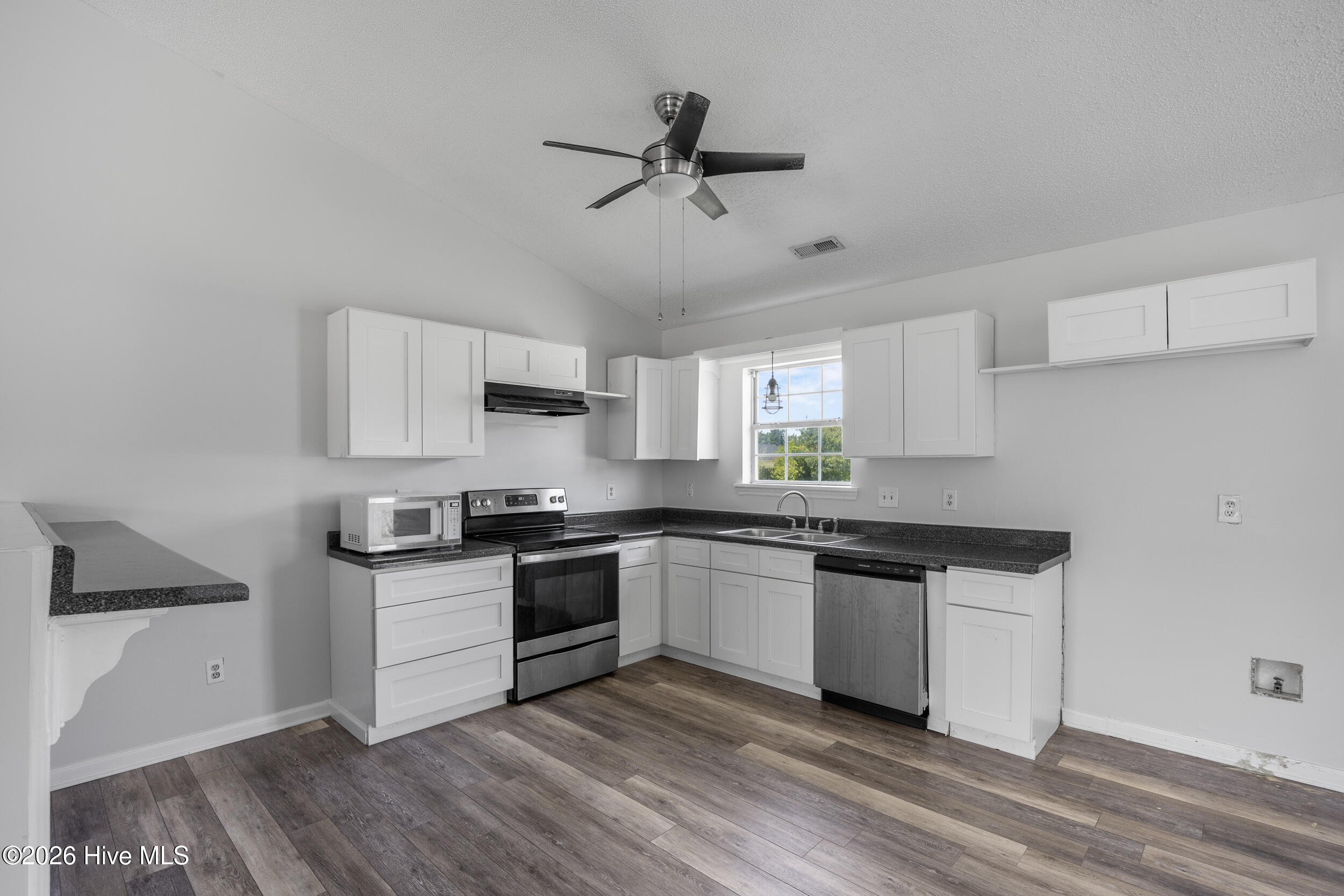 496 Sand Ridge Road Hubert, NC 28539 - Photo 9 of 28 Gallery Image 9