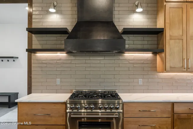 $1,535,000 | 11 Alpenrose Lane, Sandpoint, ID 83864