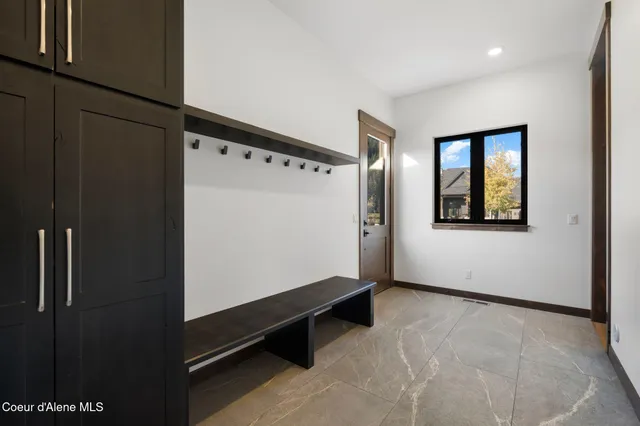 $1,535,000 | 11 Alpenrose Lane, Sandpoint, ID 83864