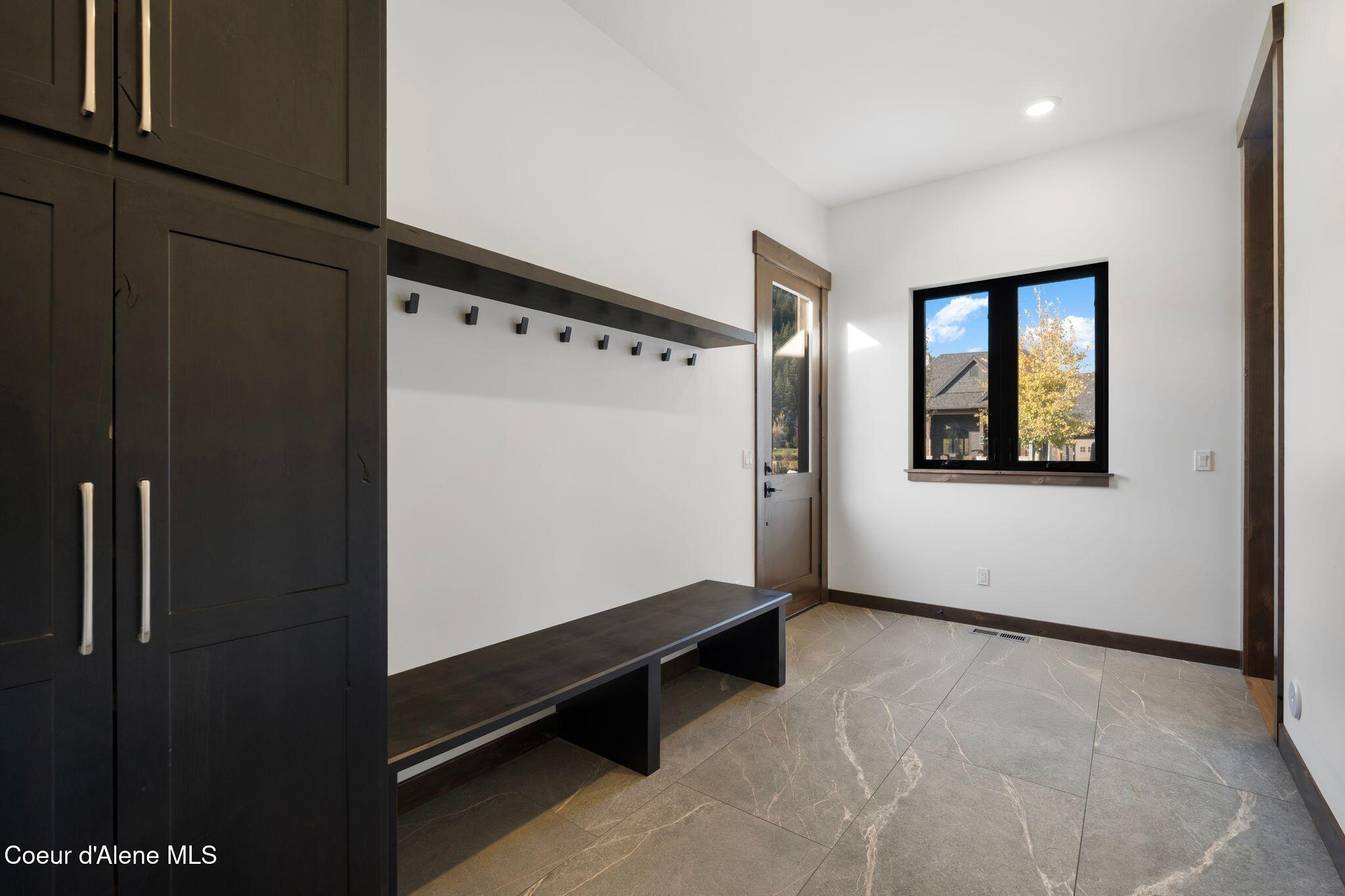 11 Alpenrose Lane Sandpoint, ID 83864 - Photo 21 of 53 Spacious Mudroom