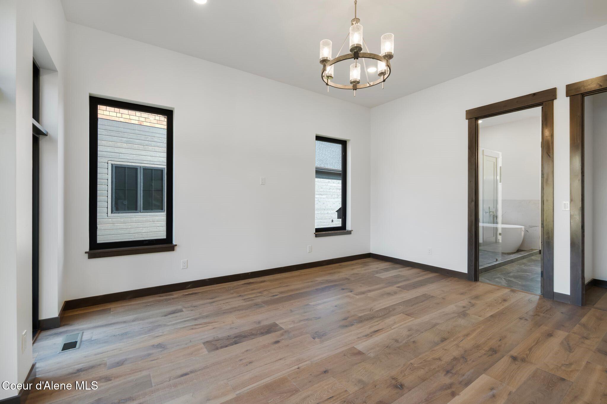 11 Alpenrose Lane Sandpoint, ID 83864 - Photo 22 of 53 Main Floor Master Suite