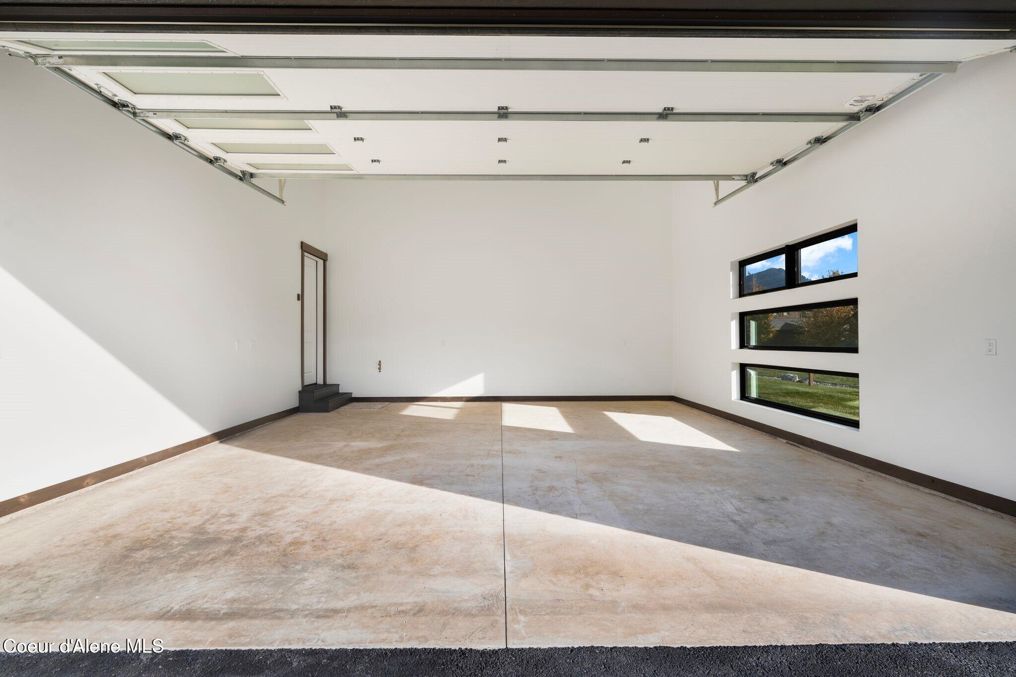 11 Alpenrose Lane Sandpoint, ID 83864 - Photo 44 of 53 2 Car Attached Garage