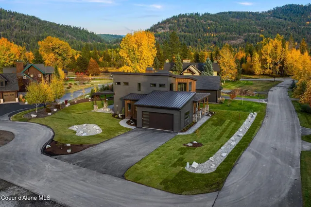 $1,535,000 | 11 Alpenrose Lane, Sandpoint, ID 83864