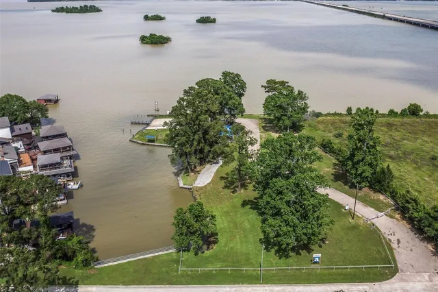 $300,000 | 8518 Rebawood Drive, Humble, TX 77346