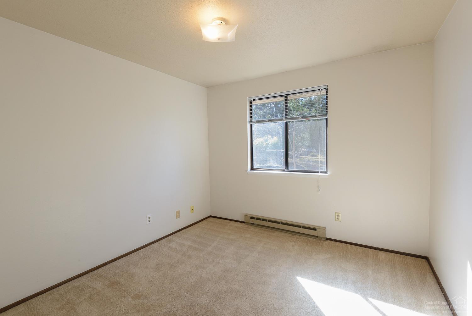 19559 Apache Road Bend, OR 97702 - Photo 14 of 24 Additional Photo