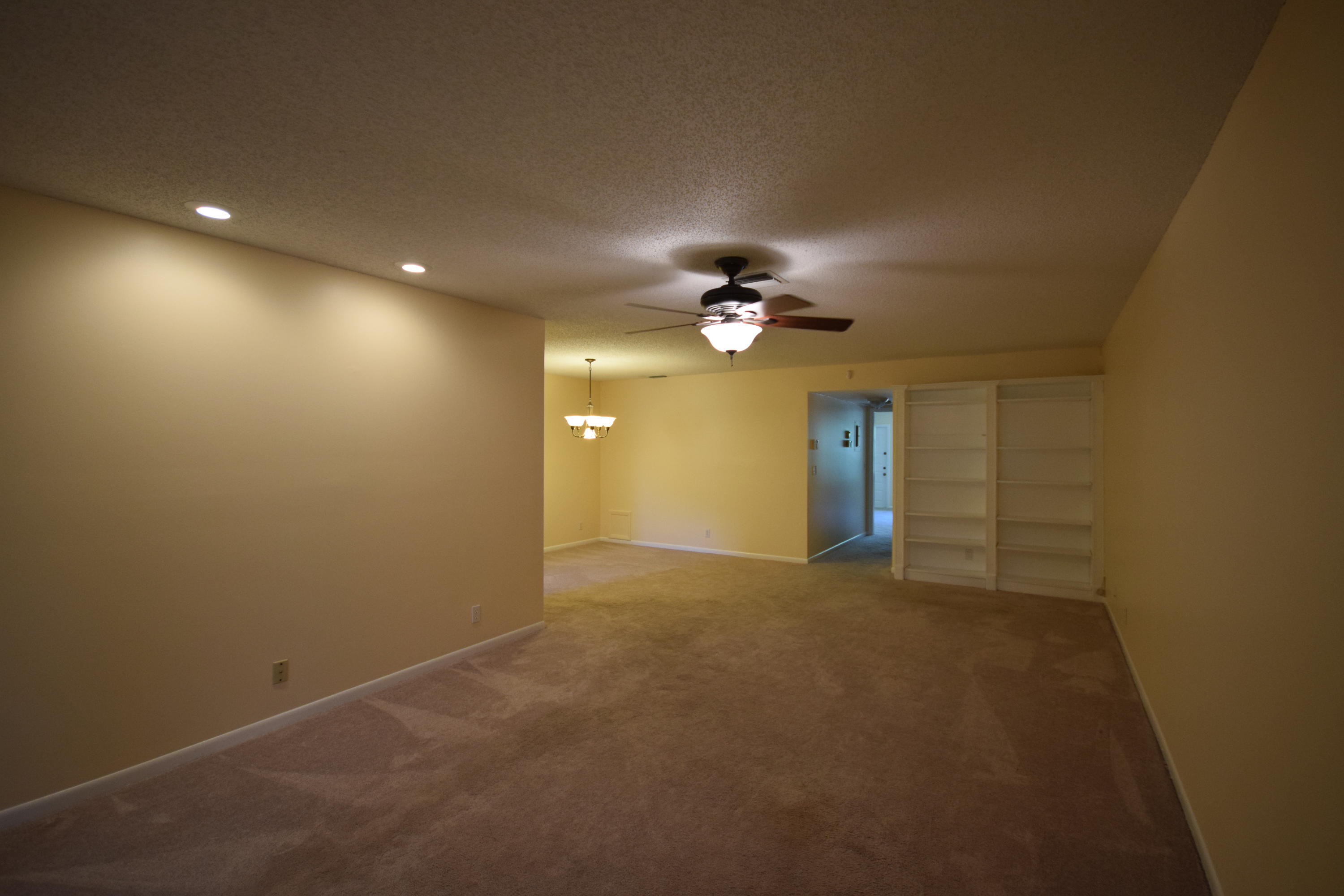 13930 Nesting Way, Unit C Delray Beach, FL 33484 - Photo 3 of 13 Living Room/Dining Room