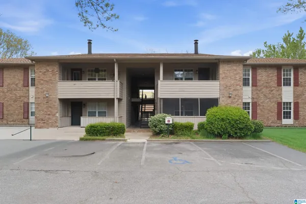 $169,900 | 1007 Patton Creek Lane, Unit 1007, Birmingham, AL 35226
