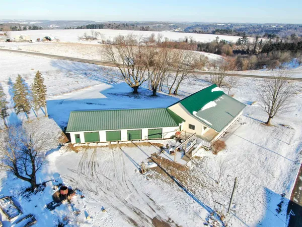 $675,000 | 29589 Orchard Road, Ontario, WI 54651