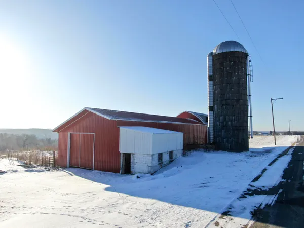 $675,000 | 29589 Orchard Road, Ontario, WI 54651