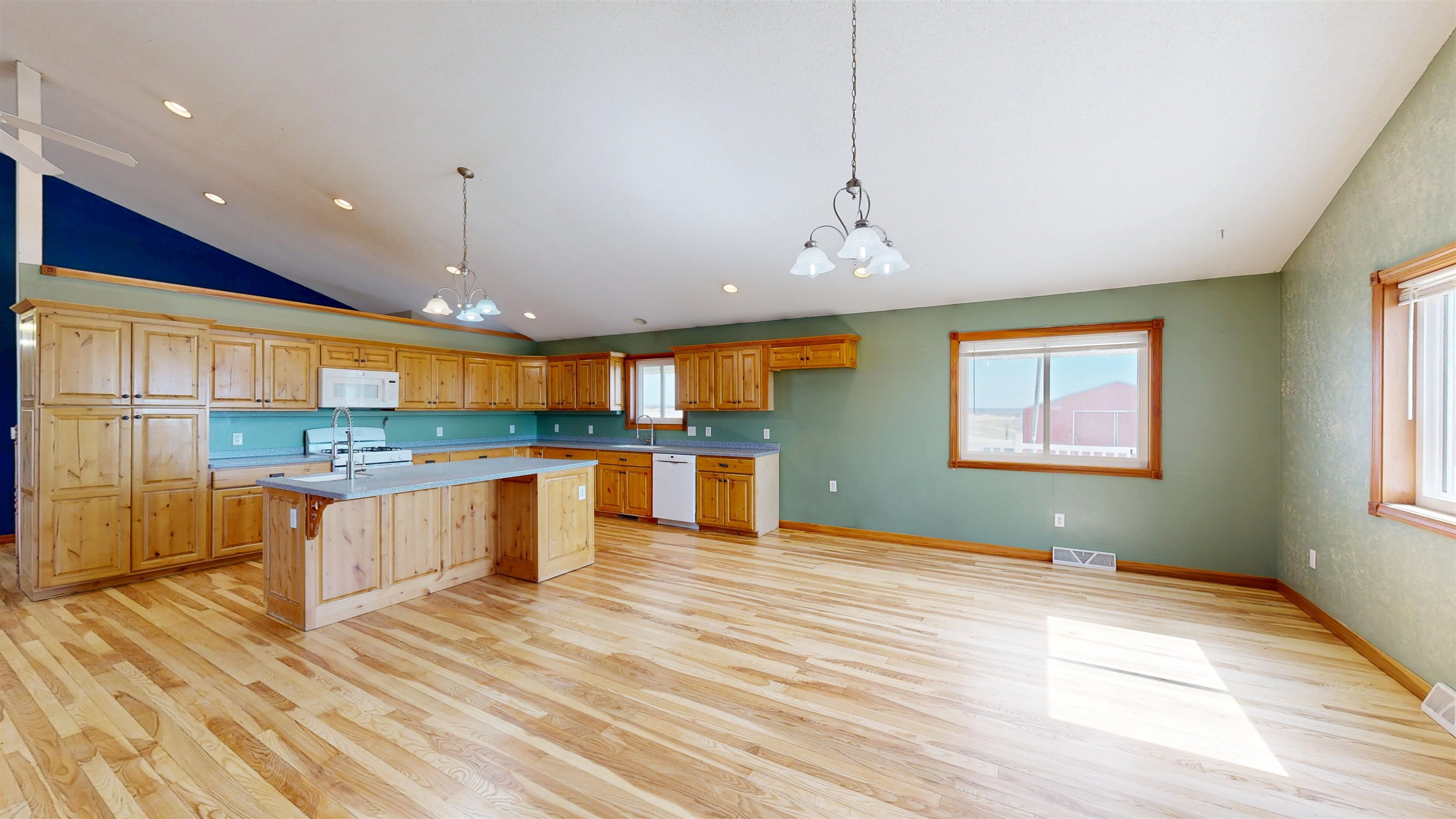 29589 Orchard Road Ontario, WI 54651 - Photo 6 of 126