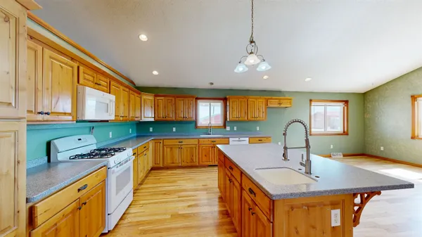 $675,000 | 29589 Orchard Road, Ontario, WI 54651